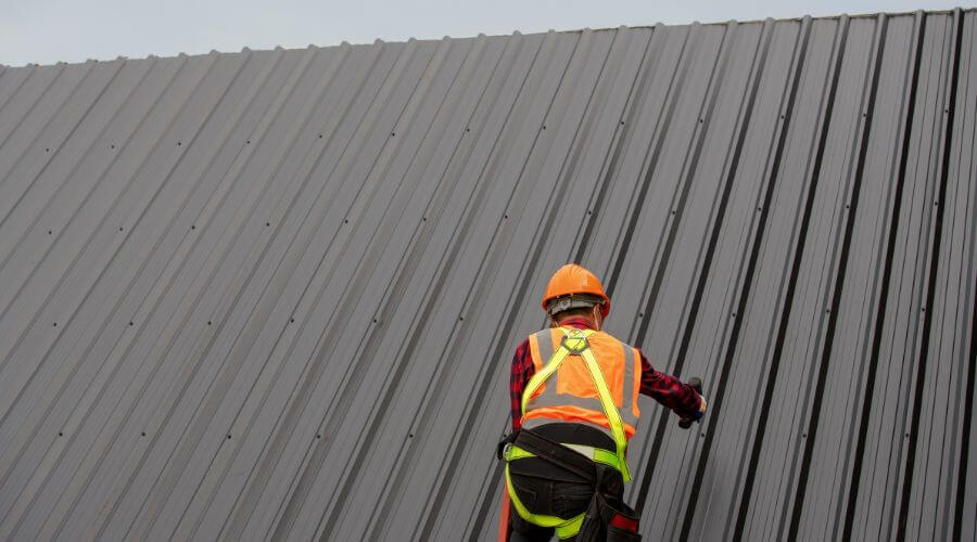 Professional metal roof installation services in Beech Grove, KY